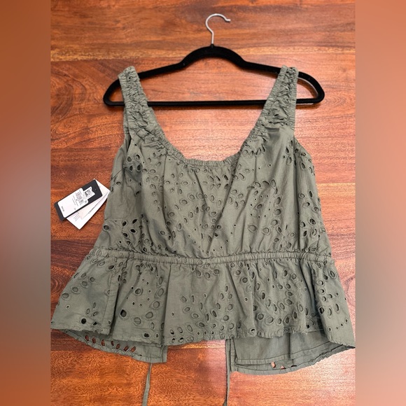 Guess Tank Top - Picture 3 of 3